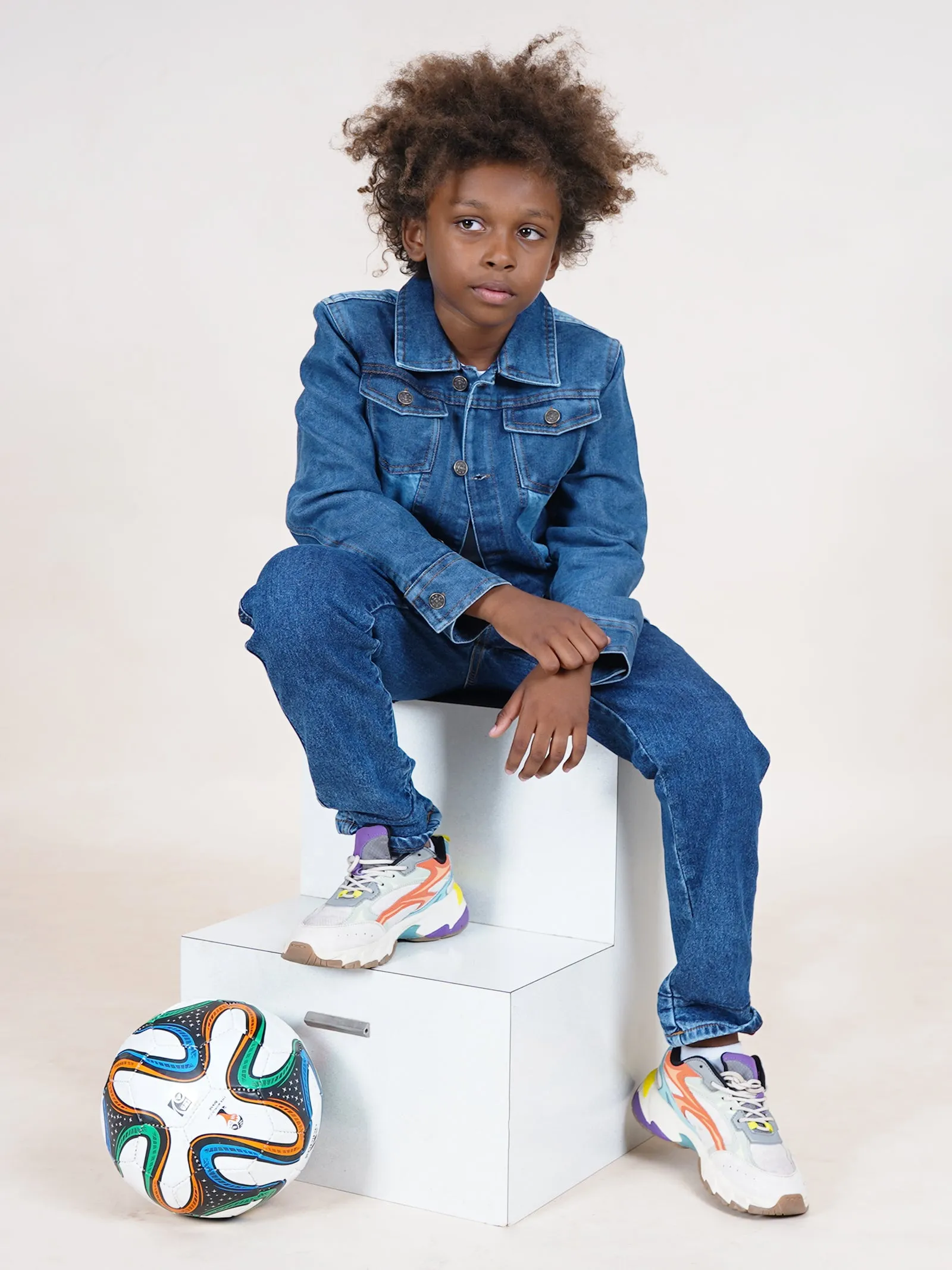 Boys Full Sleeves Denim Jacket With Contrast Wash Effect