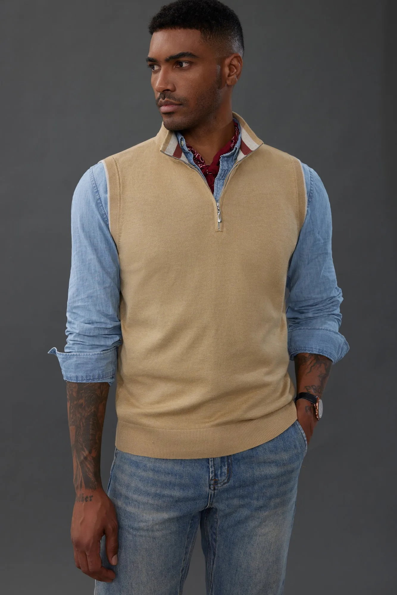 Men Stand Collar Sweater Vest Sleeveless Zip-up Neck Pullover Knitwear