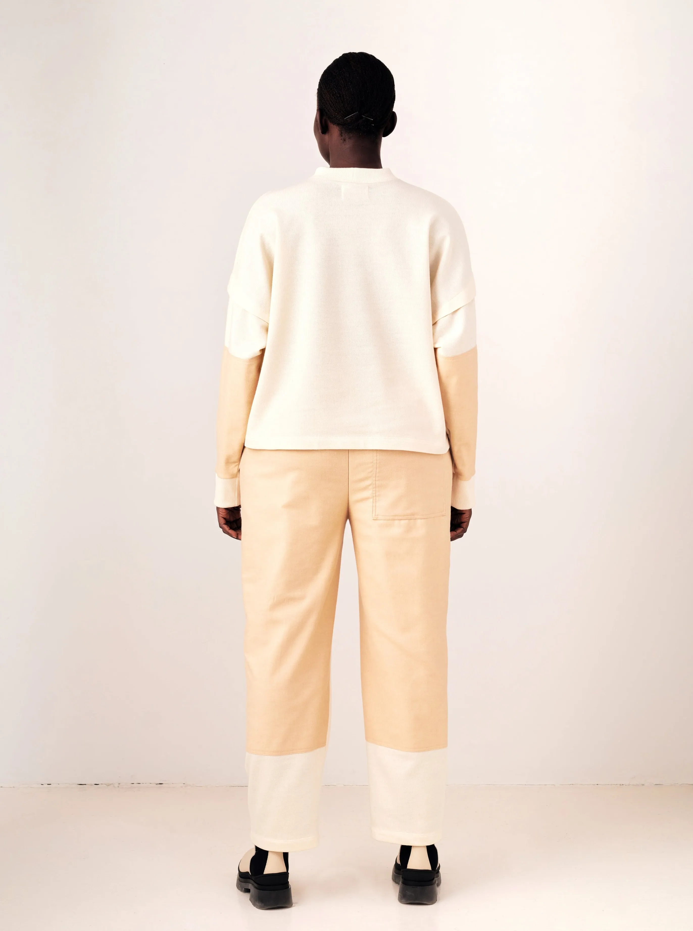 OKINI beige pant